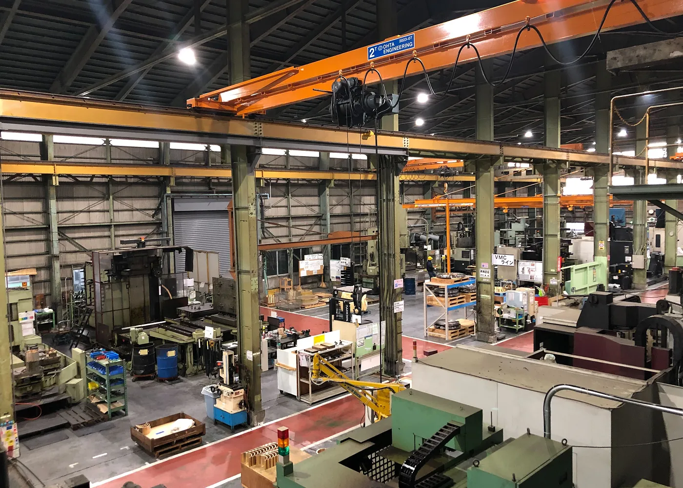 産機工場　構内